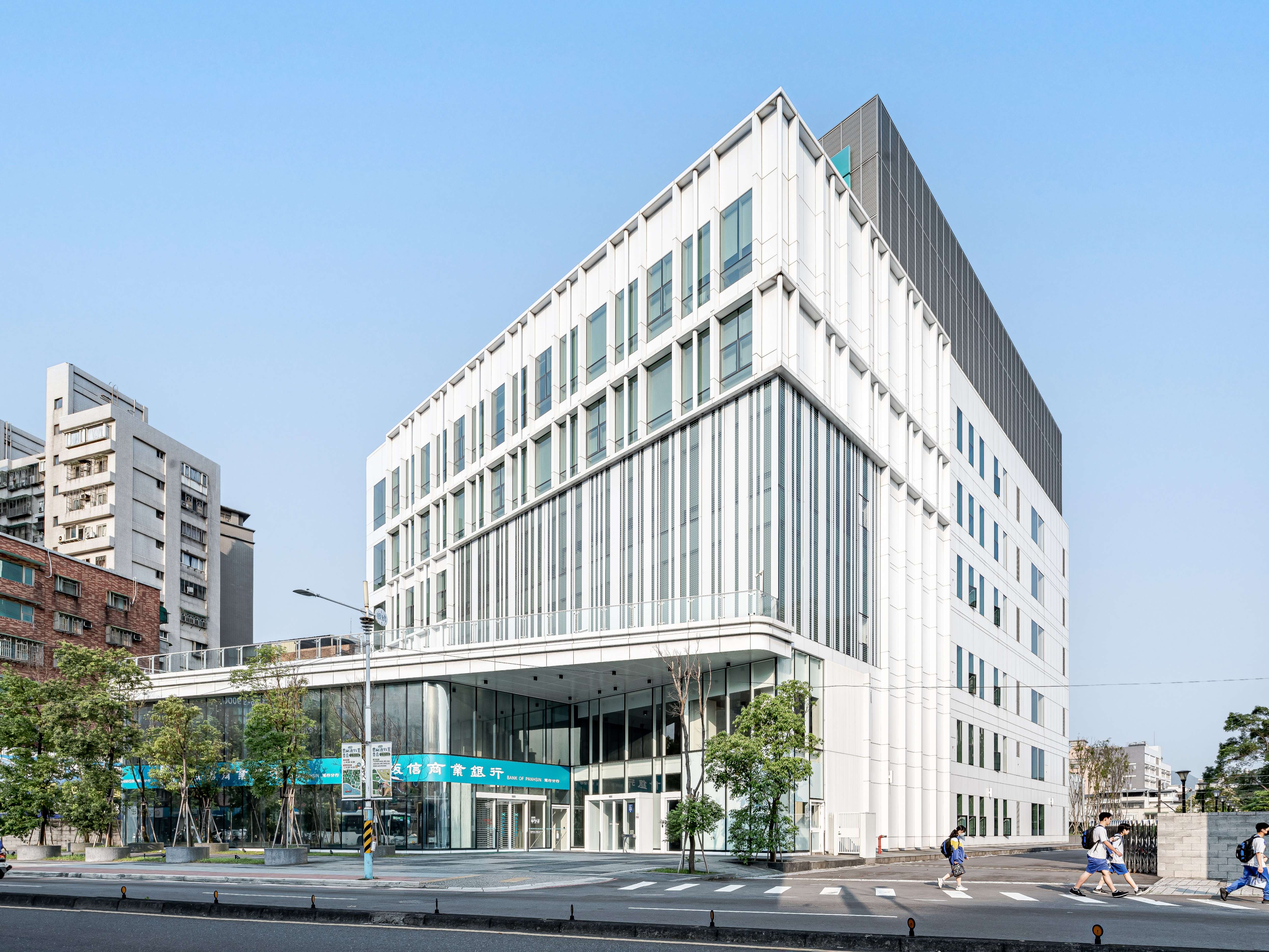 板信商銀數位金融園區